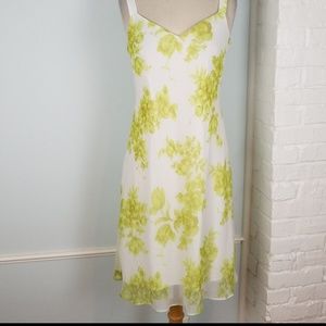 Scarlett White & Green Floral Print Dress